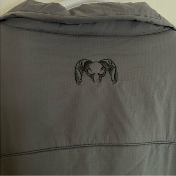 KUIU Gray Performance Jacket - Picture 4 of 7